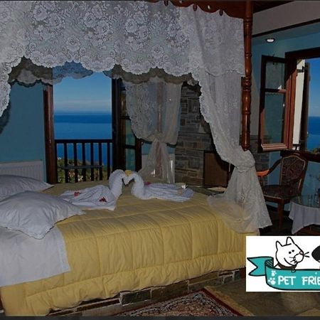 Diogenis Hotel Tsagkarada Buitenkant foto