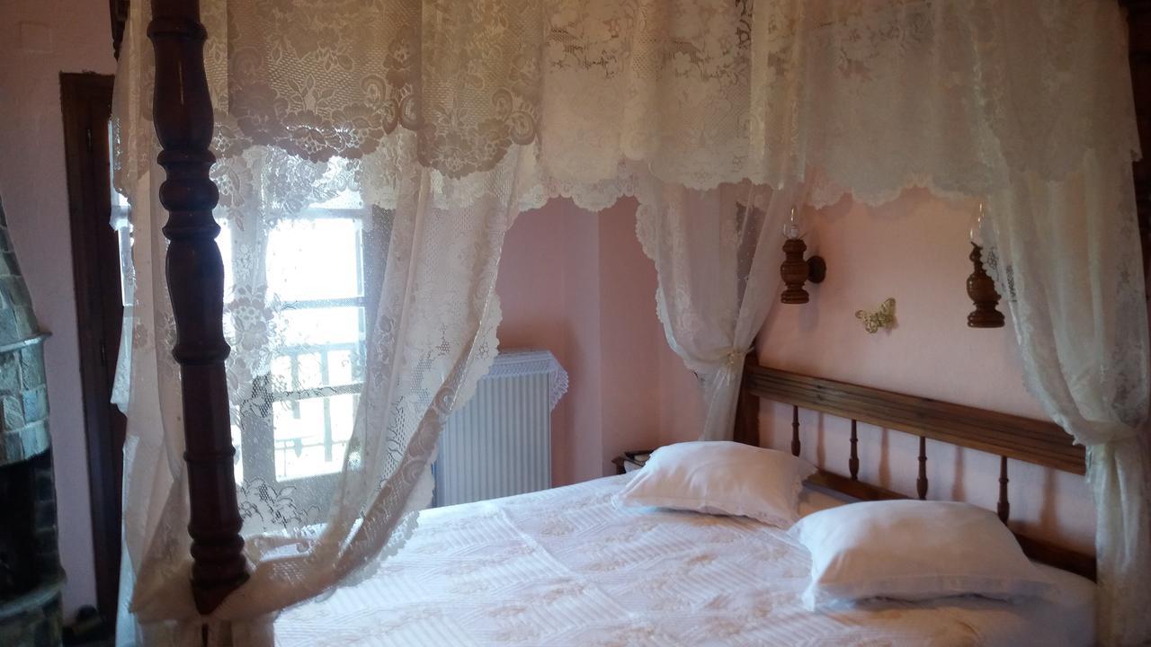 Diogenis Hotel Tsagkarada Buitenkant foto