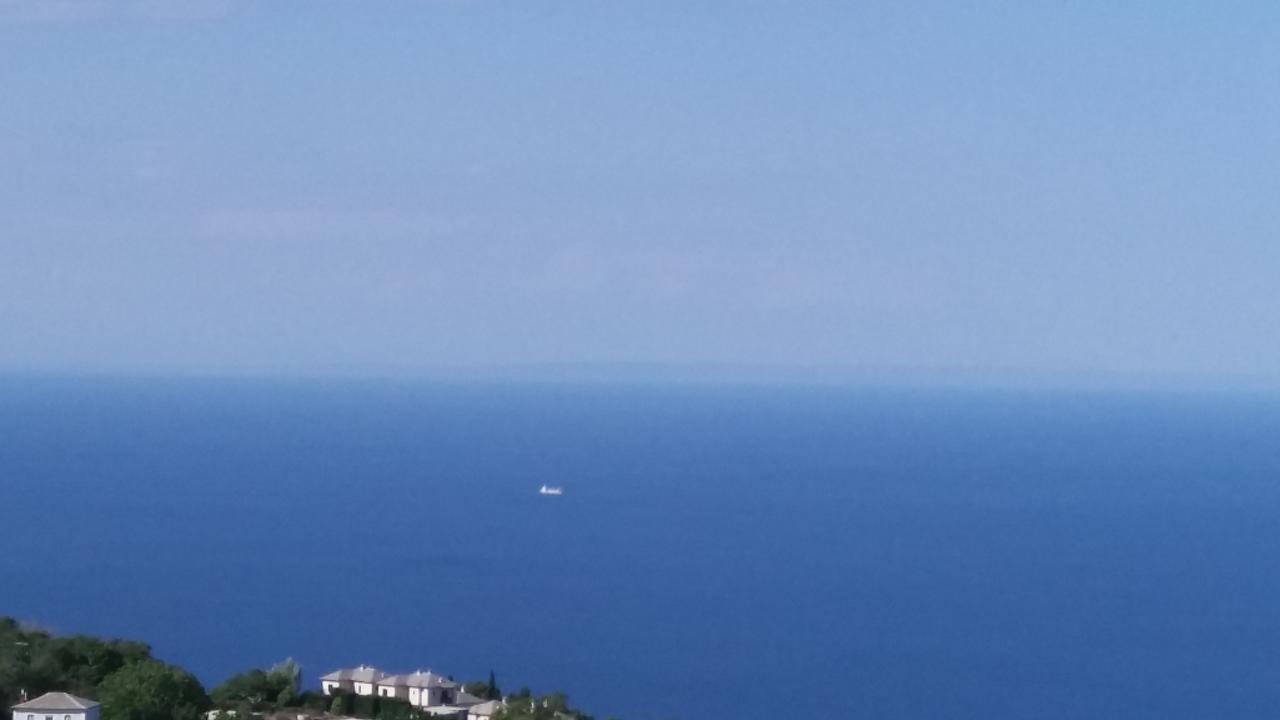 Diogenis Hotel Tsagkarada Buitenkant foto